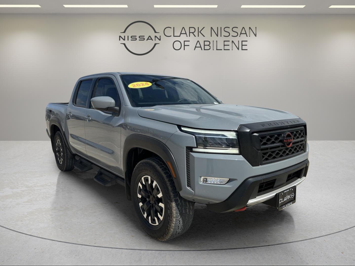 2025 Nissan Frontier PRO-X Crew Cab RWD