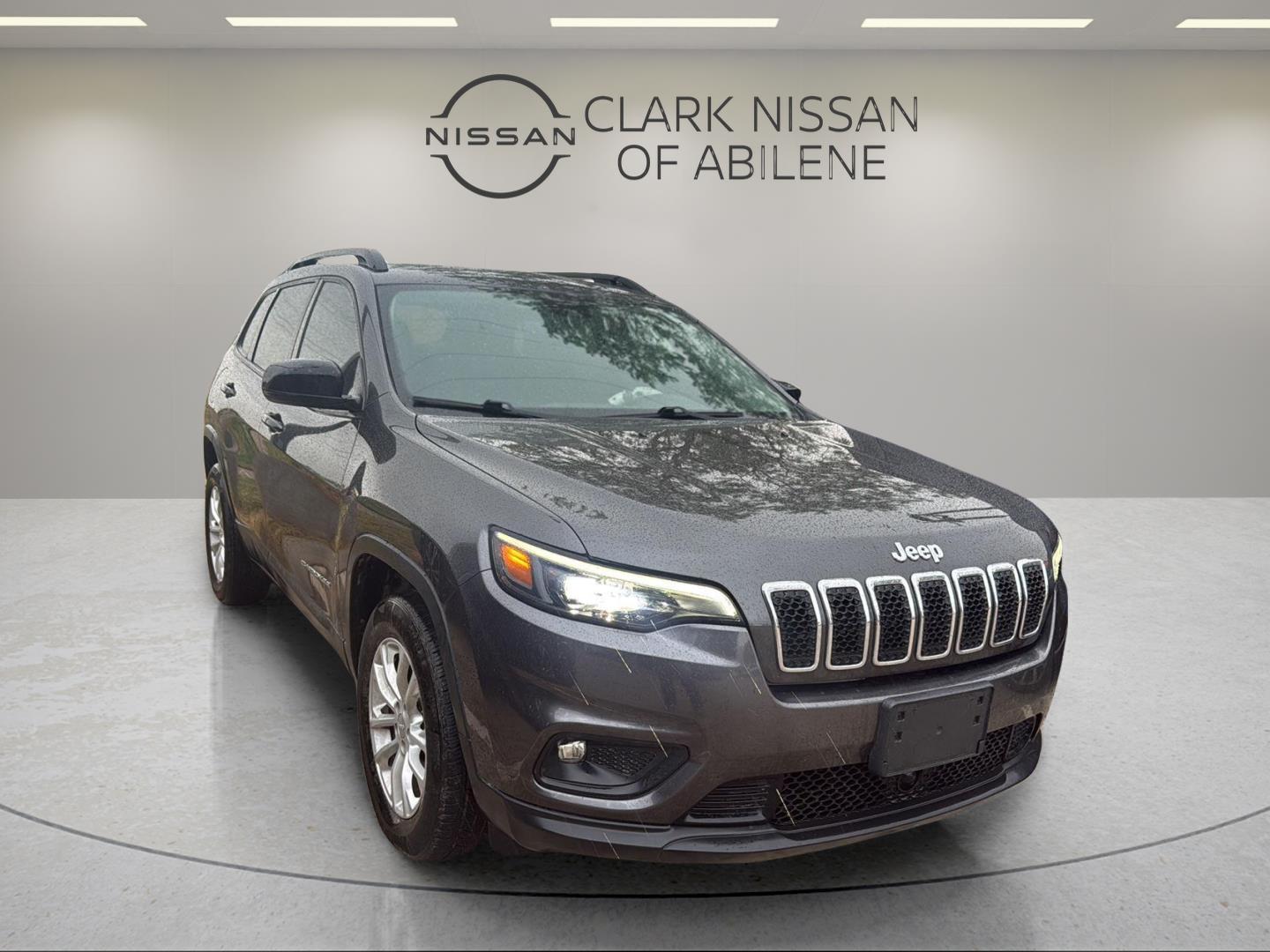 Diamond Black Crystal Pearlcoat 2022 Jeep Cherokee SUV / Crossover Four-Wheel Drive 9-Speed Automatic