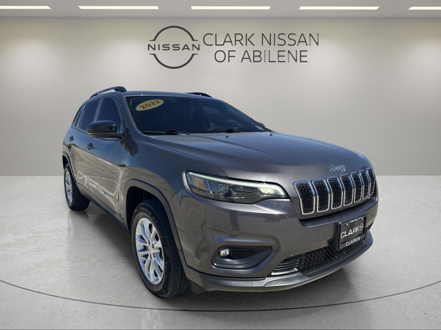 Diamond Black Crystal Pearlcoat 2022 Jeep Cherokee SUV / Crossover Four-Wheel Drive 9-Speed Automatic