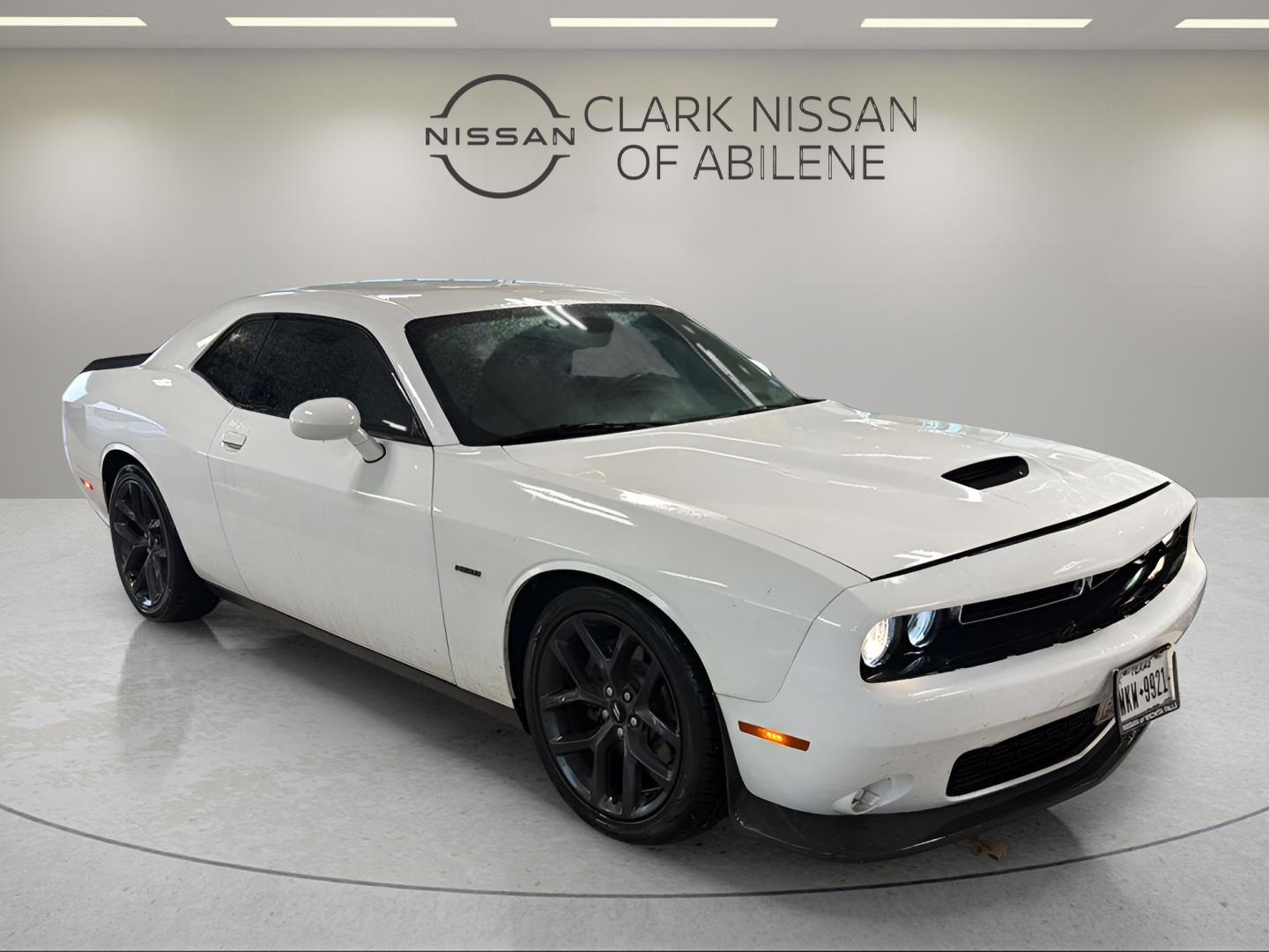 White Knuckle Clearcoat 2019 Dodge Challenger Coupe Rear-Wheel Drive 6-Speed Manual