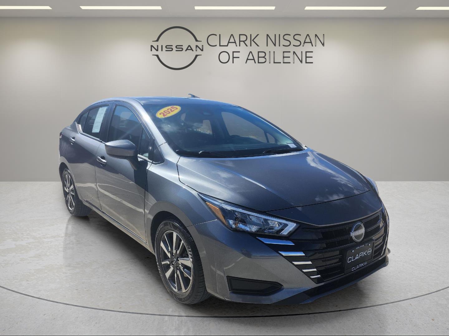 2025 Nissan Versa SV FWD
