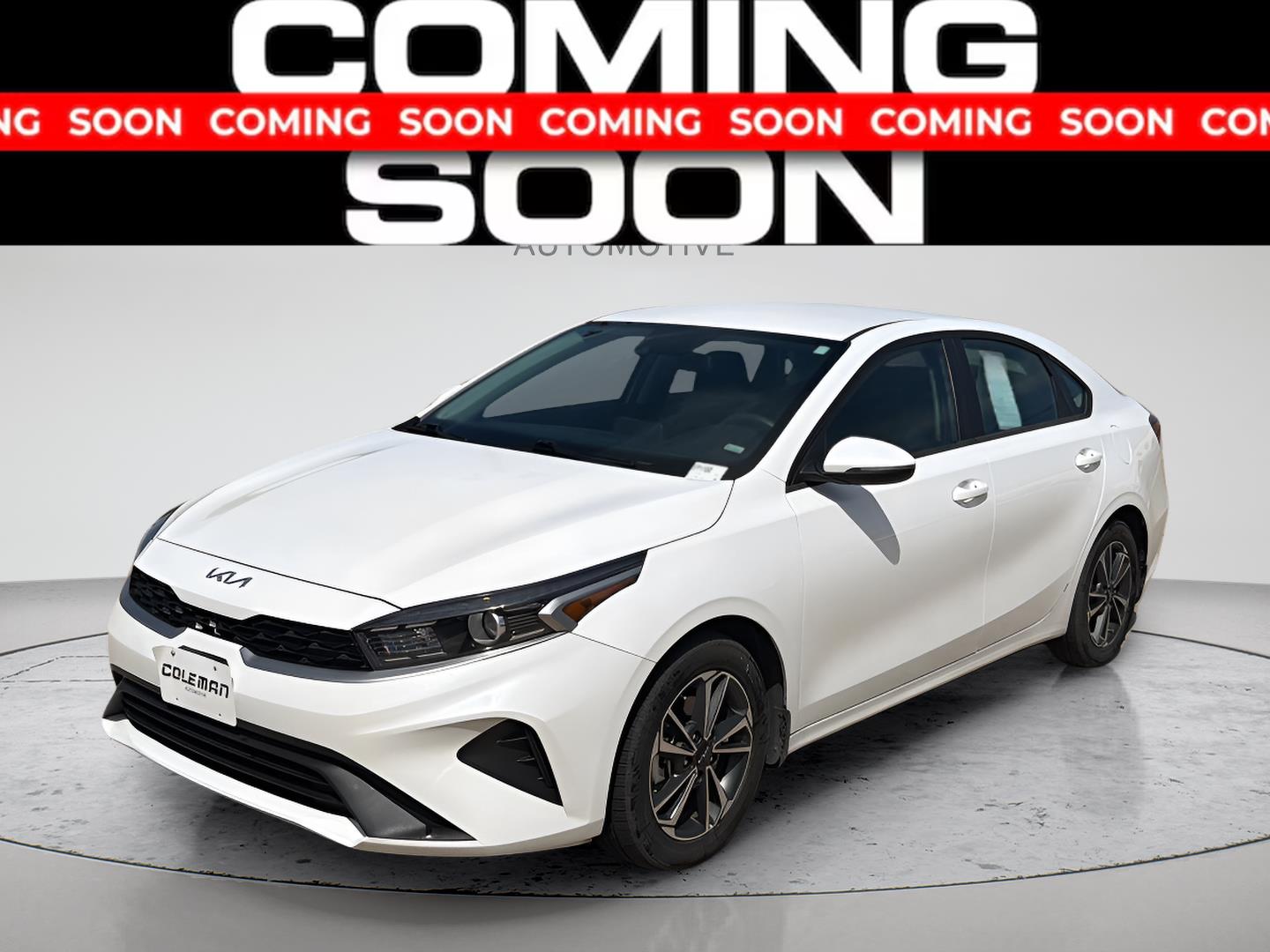 Snow White Pearl 2024 Kia Forte Sedan Front-Wheel Drive Continuously Variable Transmission