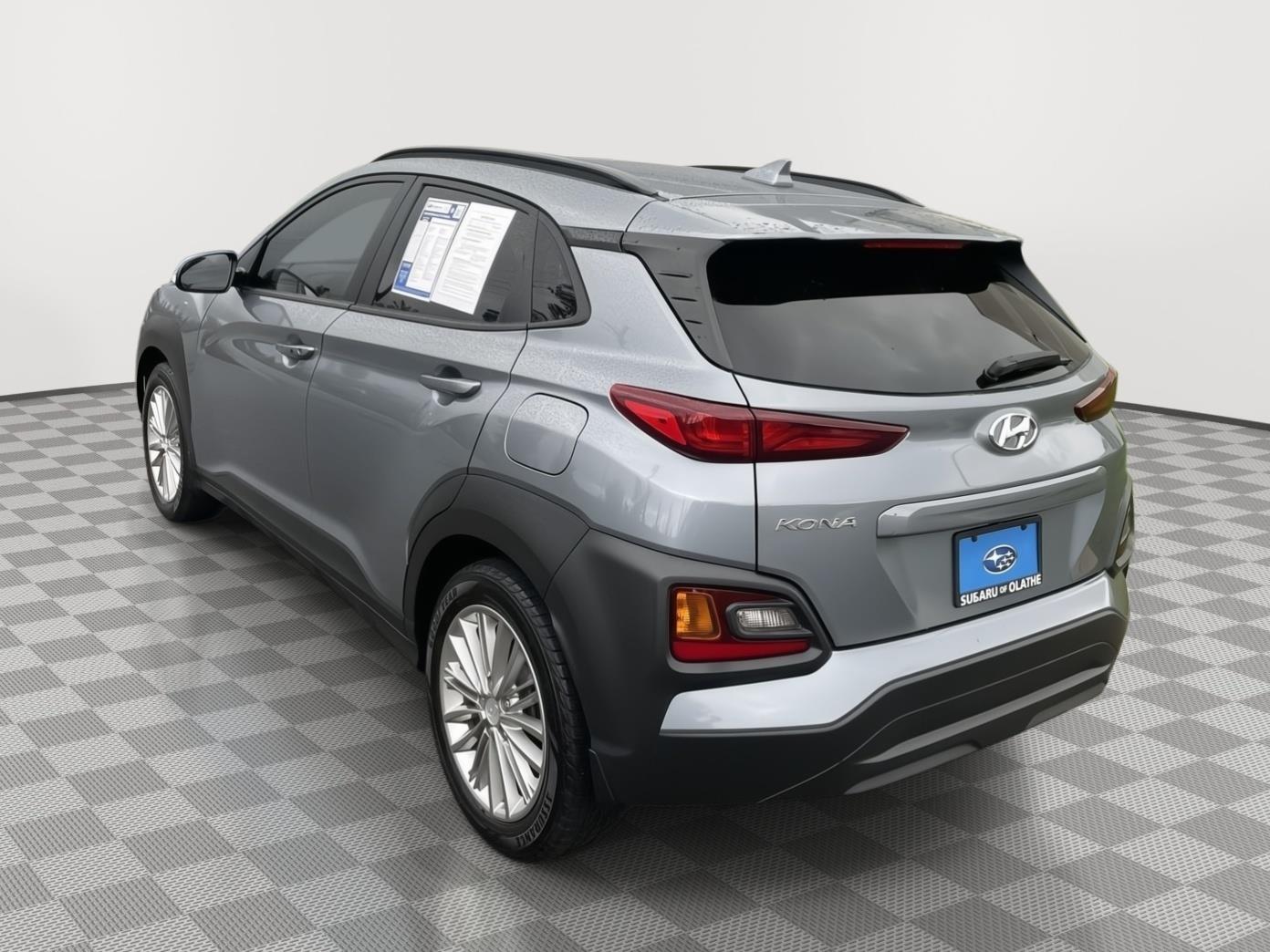 Used 2020 Sonic Silver Hyundai SEL Plus image 12