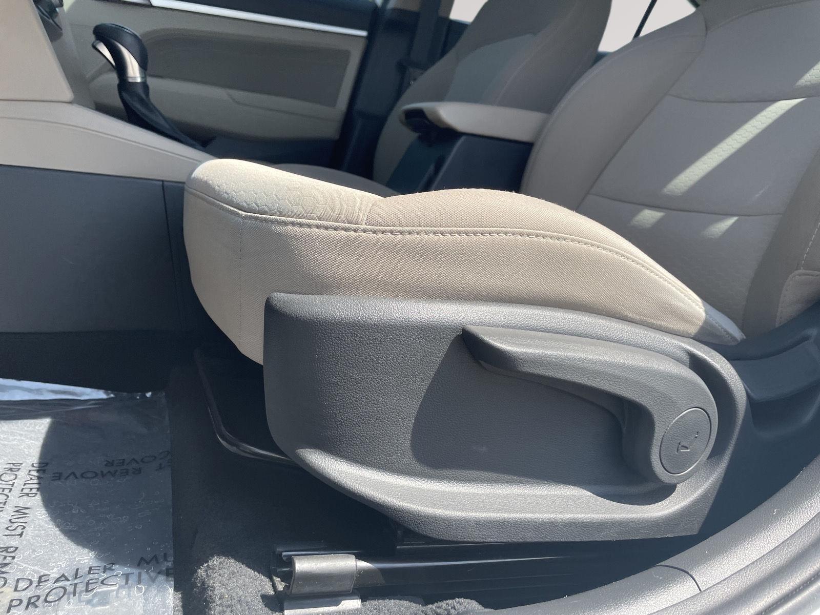 Used 2019 Quartz White Pearl Hyundai SEL image 22