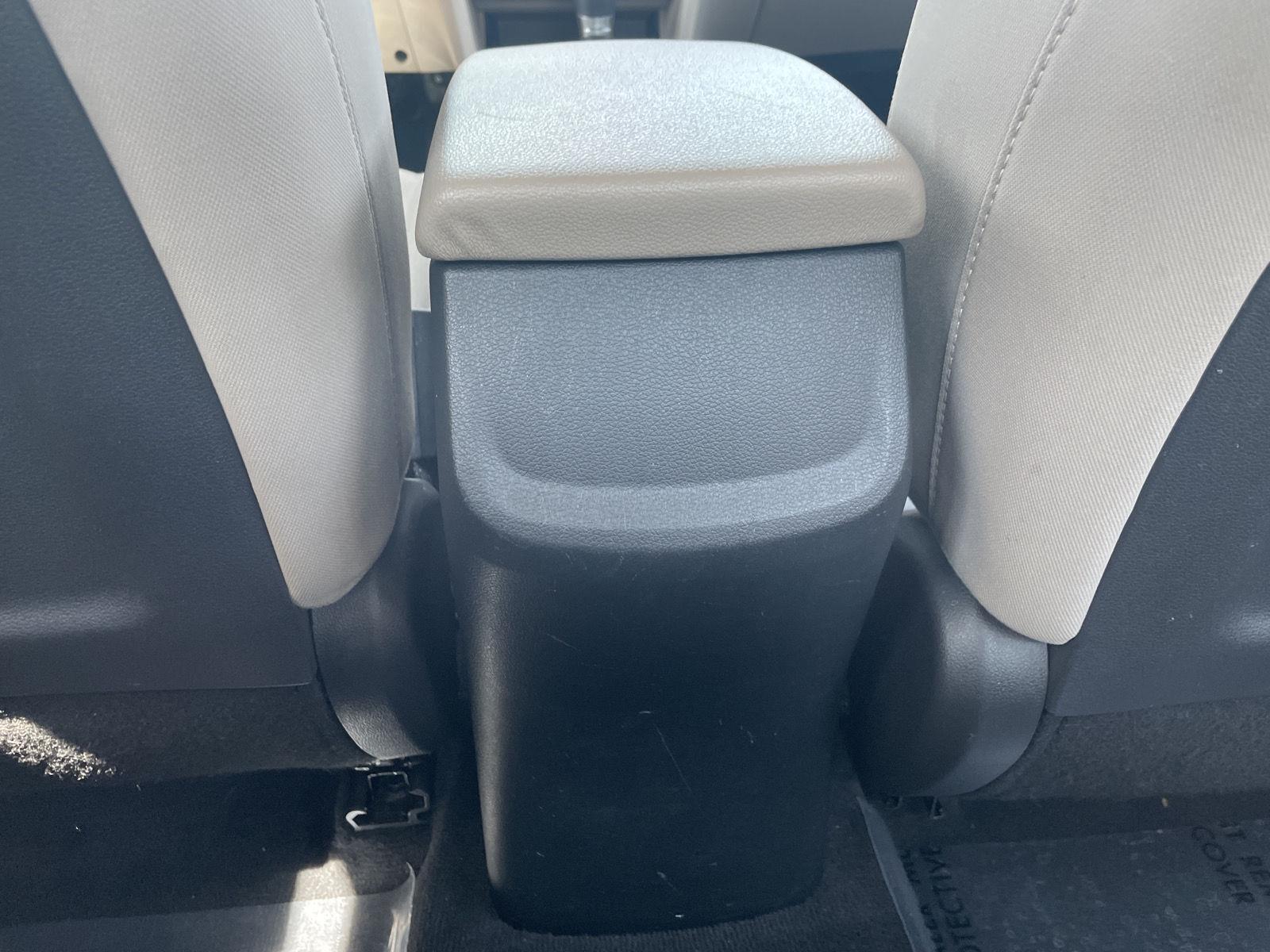 Used 2019 Quartz White Pearl Hyundai SEL image 24