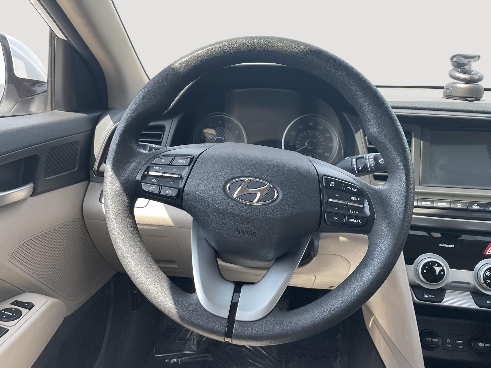 Used 2019 Quartz White Pearl Hyundai SEL image 27