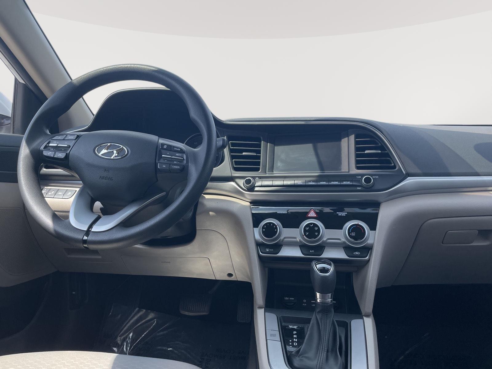 Used 2019 Quartz White Pearl Hyundai SEL image 28