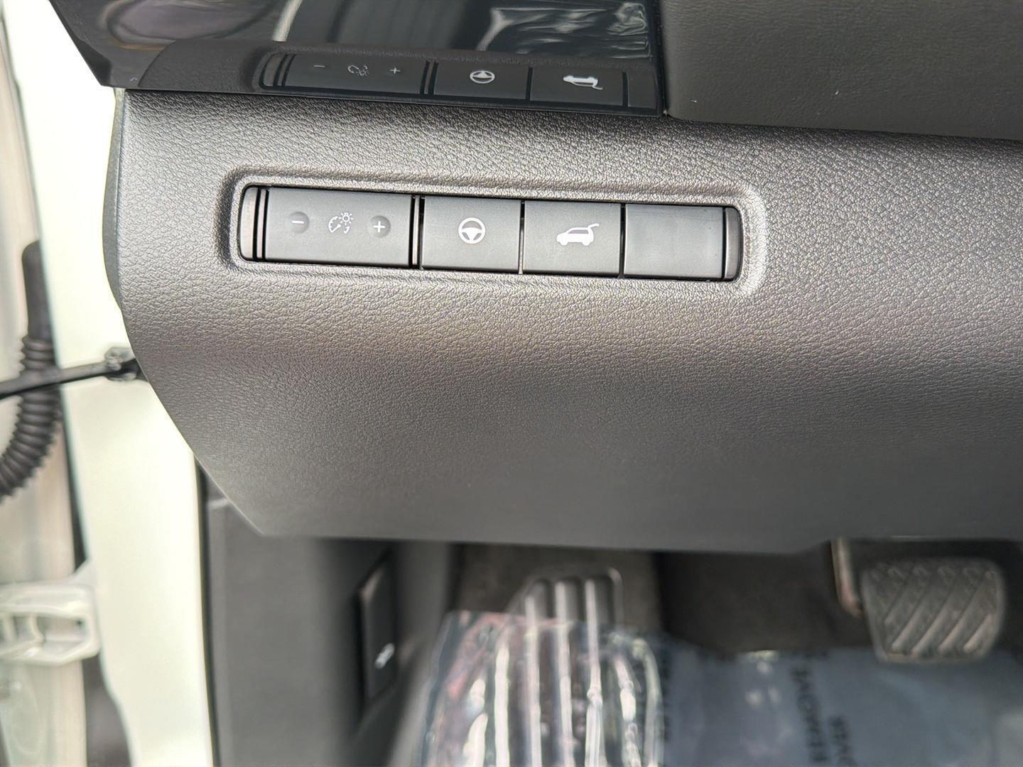 Used 2024 Nissan Pathfinder SUV