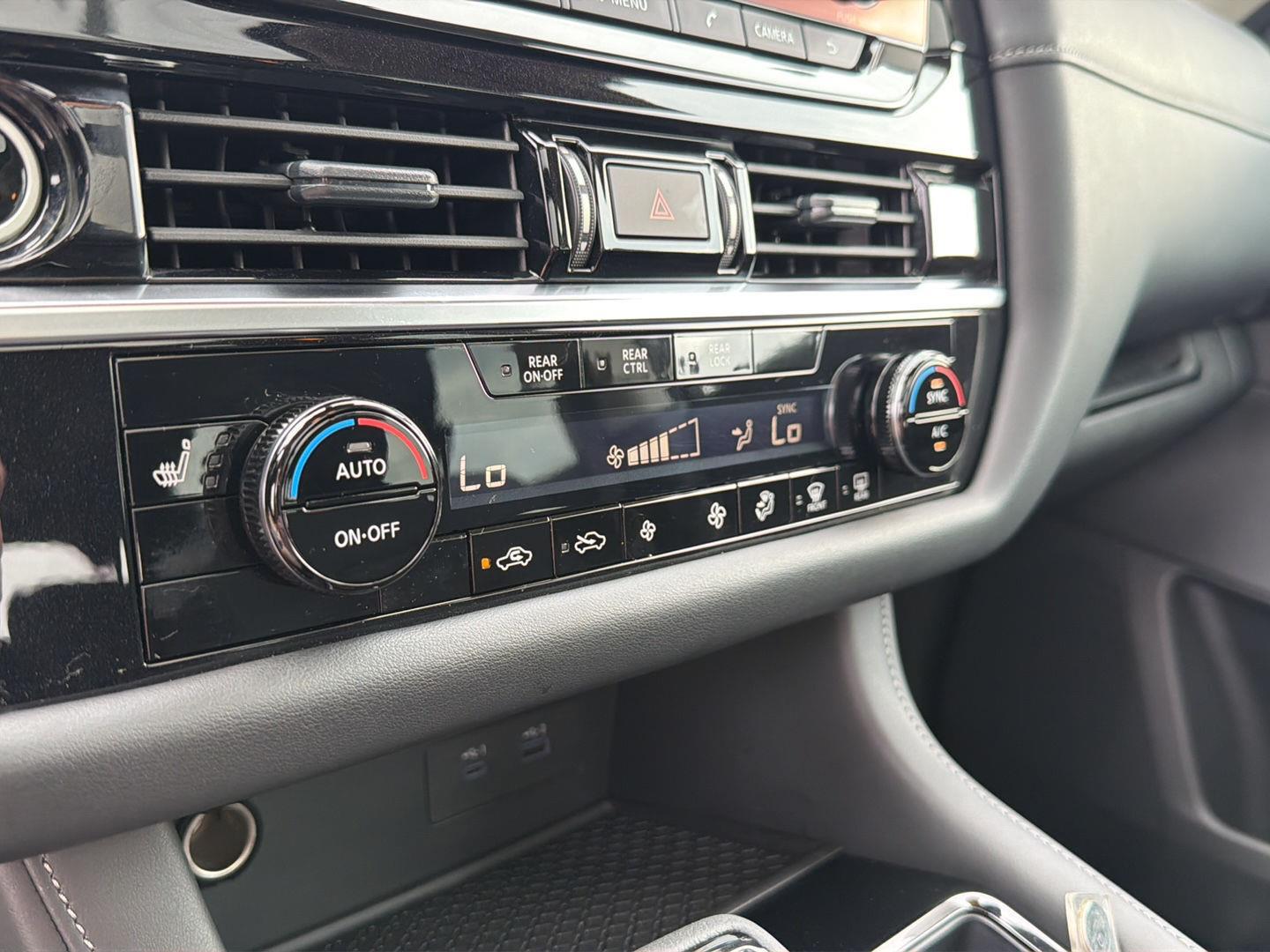 Used 2024 Nissan Pathfinder SUV