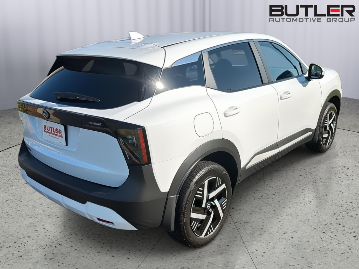 Used 2025 Nissan Kicks SUV
