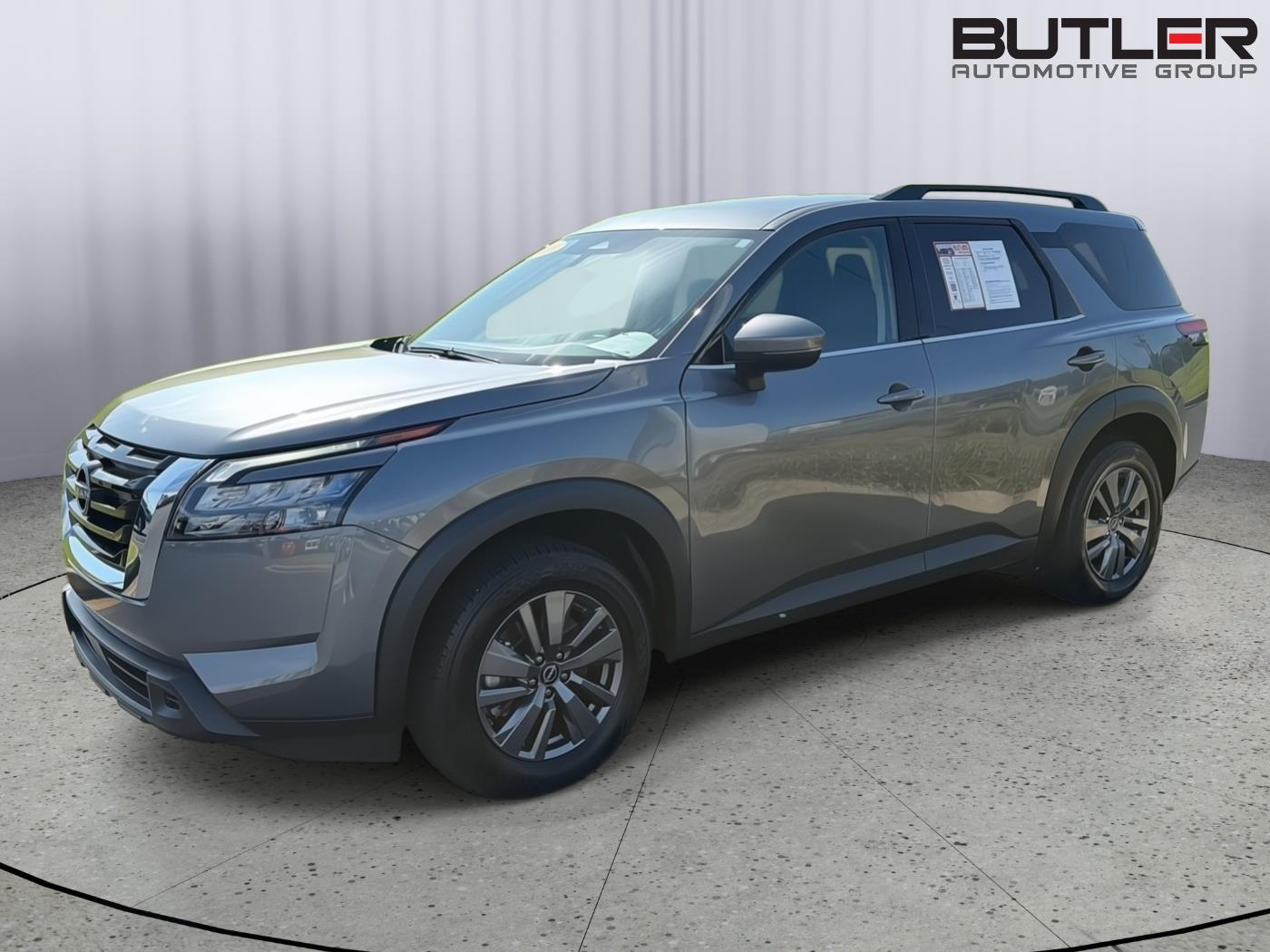 Gray (Gun Metallic) 2025 Nissan Pathfinder SUV / Crossover Front-Wheel Drive Automatic