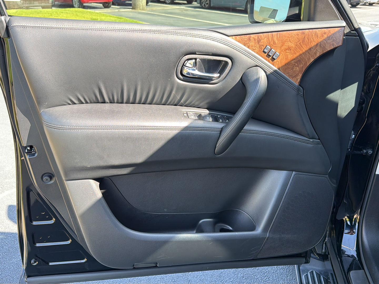 Used 2023 Nissan Armada SUV