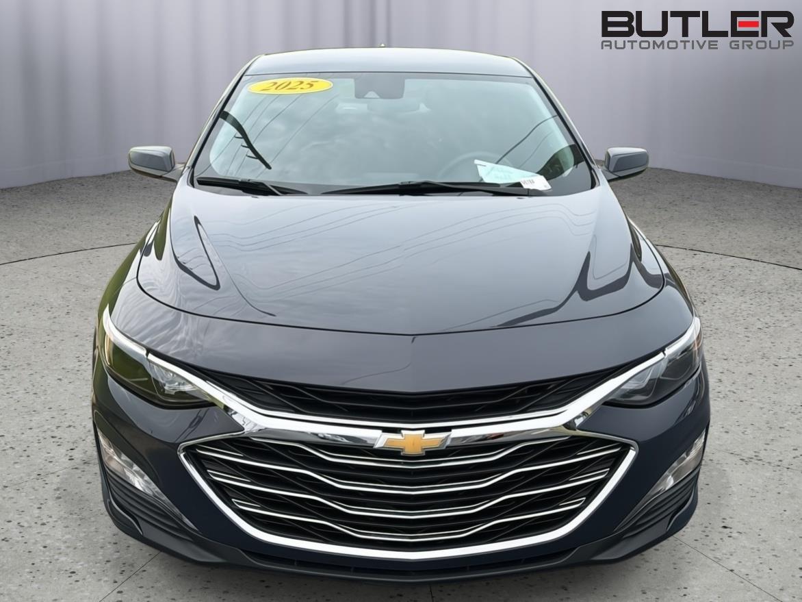 Used 2025 Chevrolet Malibu Sedan