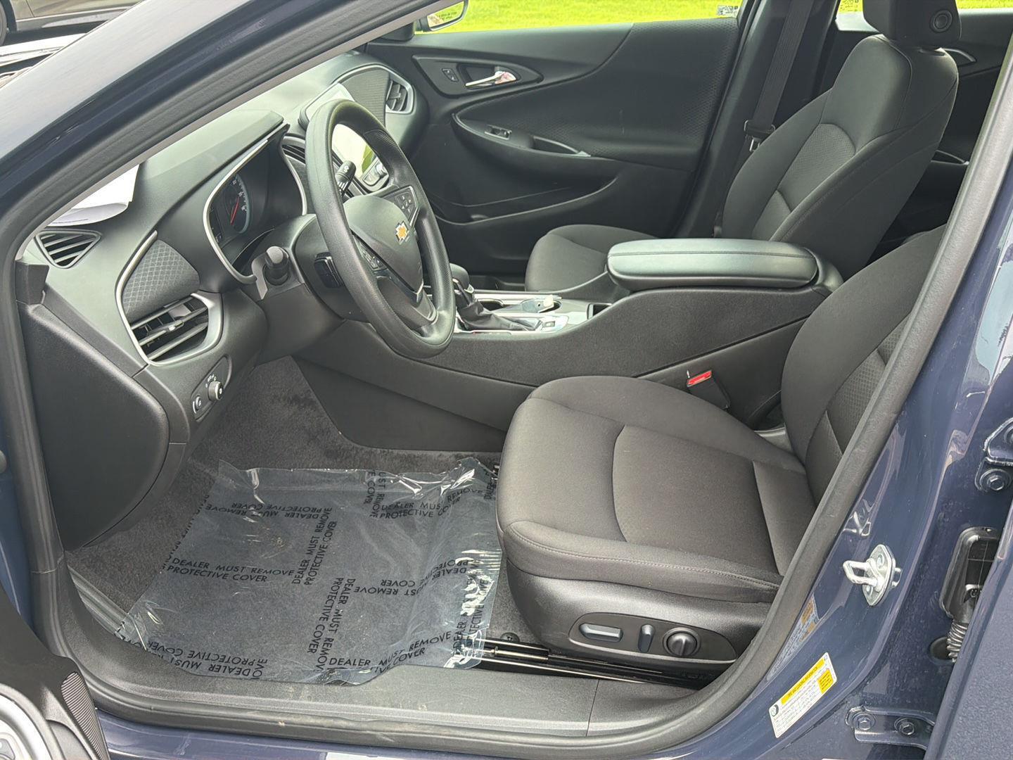 Used 2025 Chevrolet Malibu Sedan
