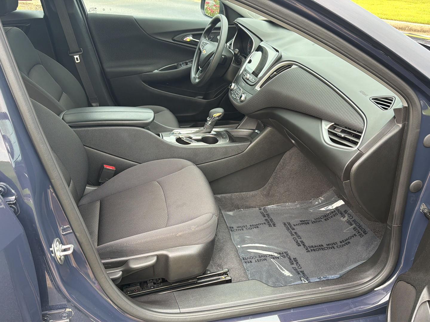 Used 2025 Chevrolet Malibu Sedan