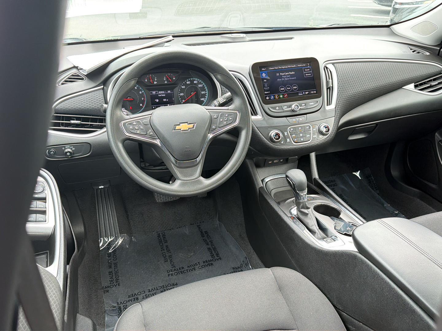 Used 2025 Chevrolet Malibu Sedan
