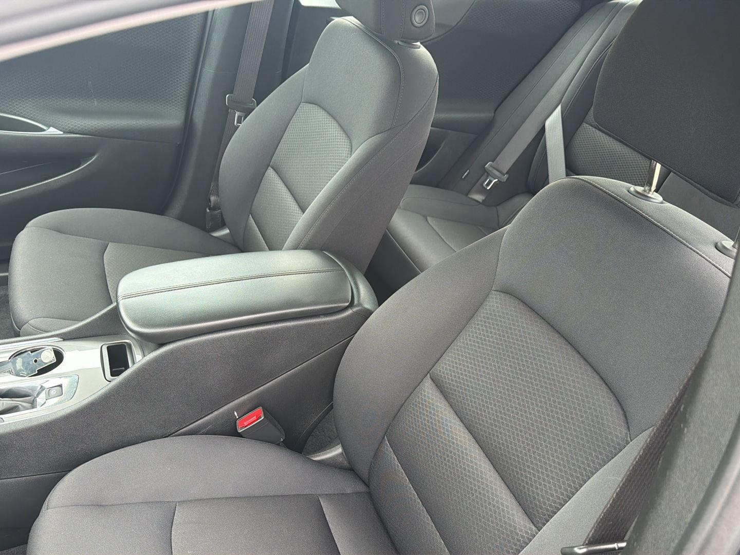 Used 2025 Chevrolet Malibu Sedan