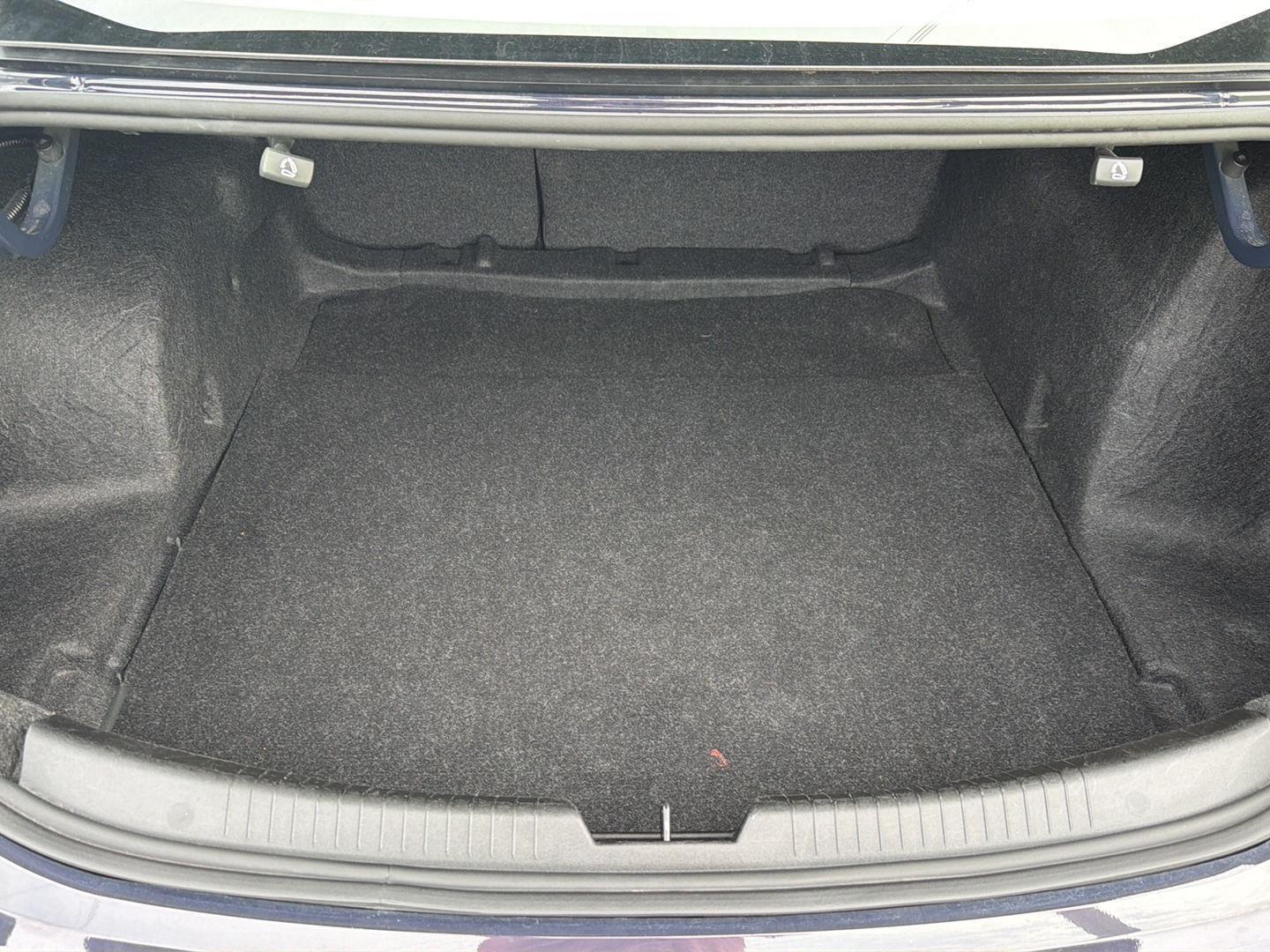 Used 2025 Chevrolet Malibu Sedan