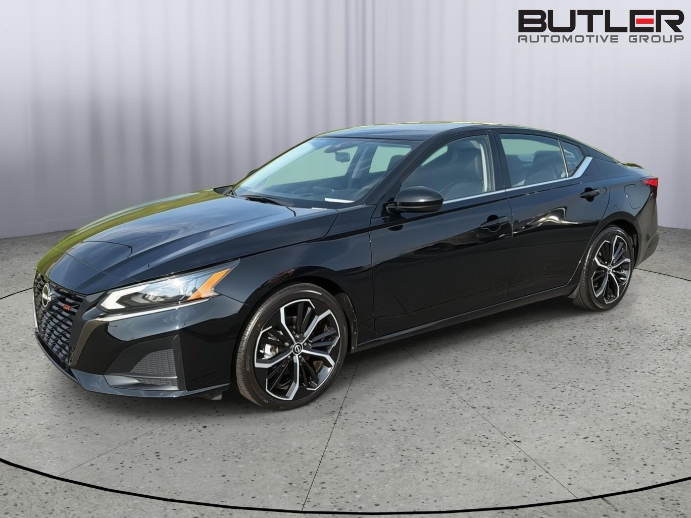 Used 2024 Nissan Altima Sedan