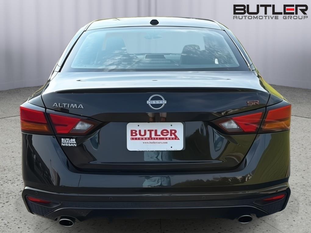 Used 2024 Nissan Altima Sedan