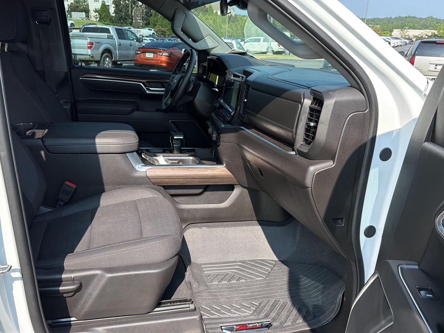 Used 2025 Chevrolet Silverado 1500 Truck