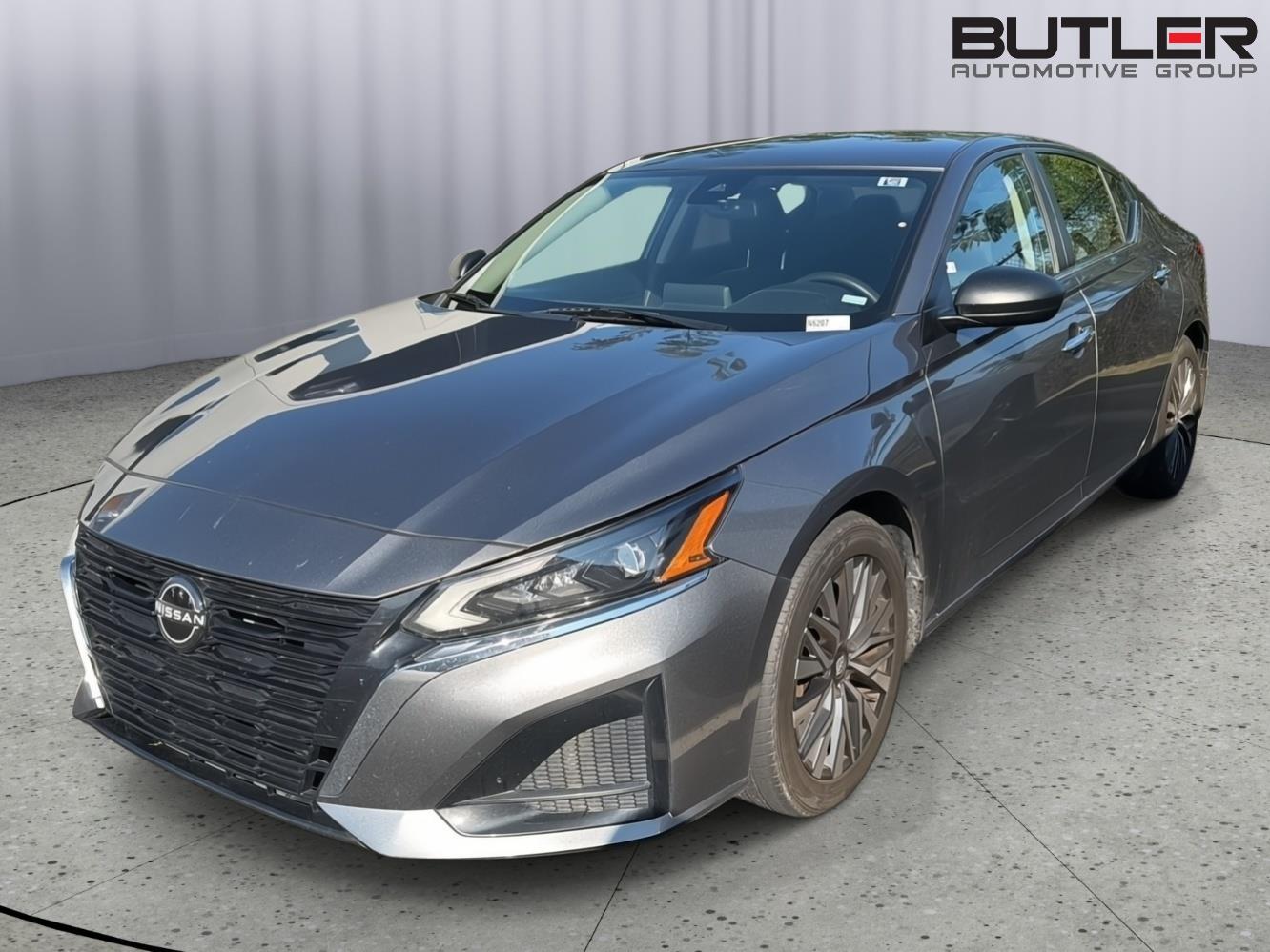 Used 2024 Nissan Altima Sedan