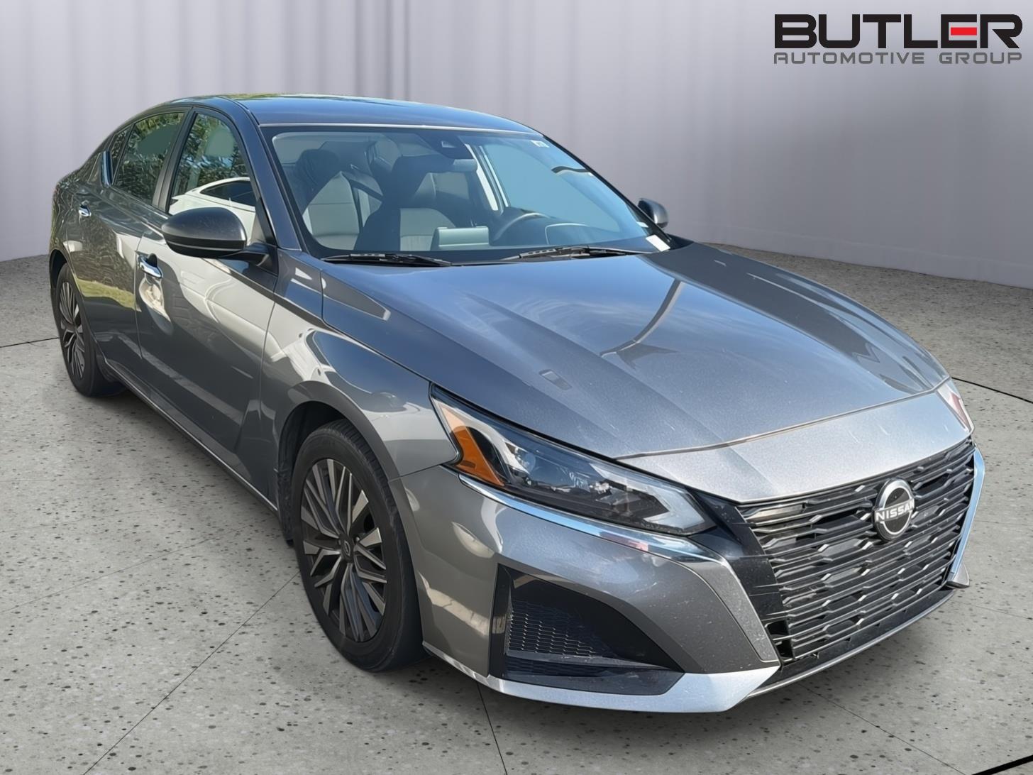 Used 2024 Nissan Altima Sedan