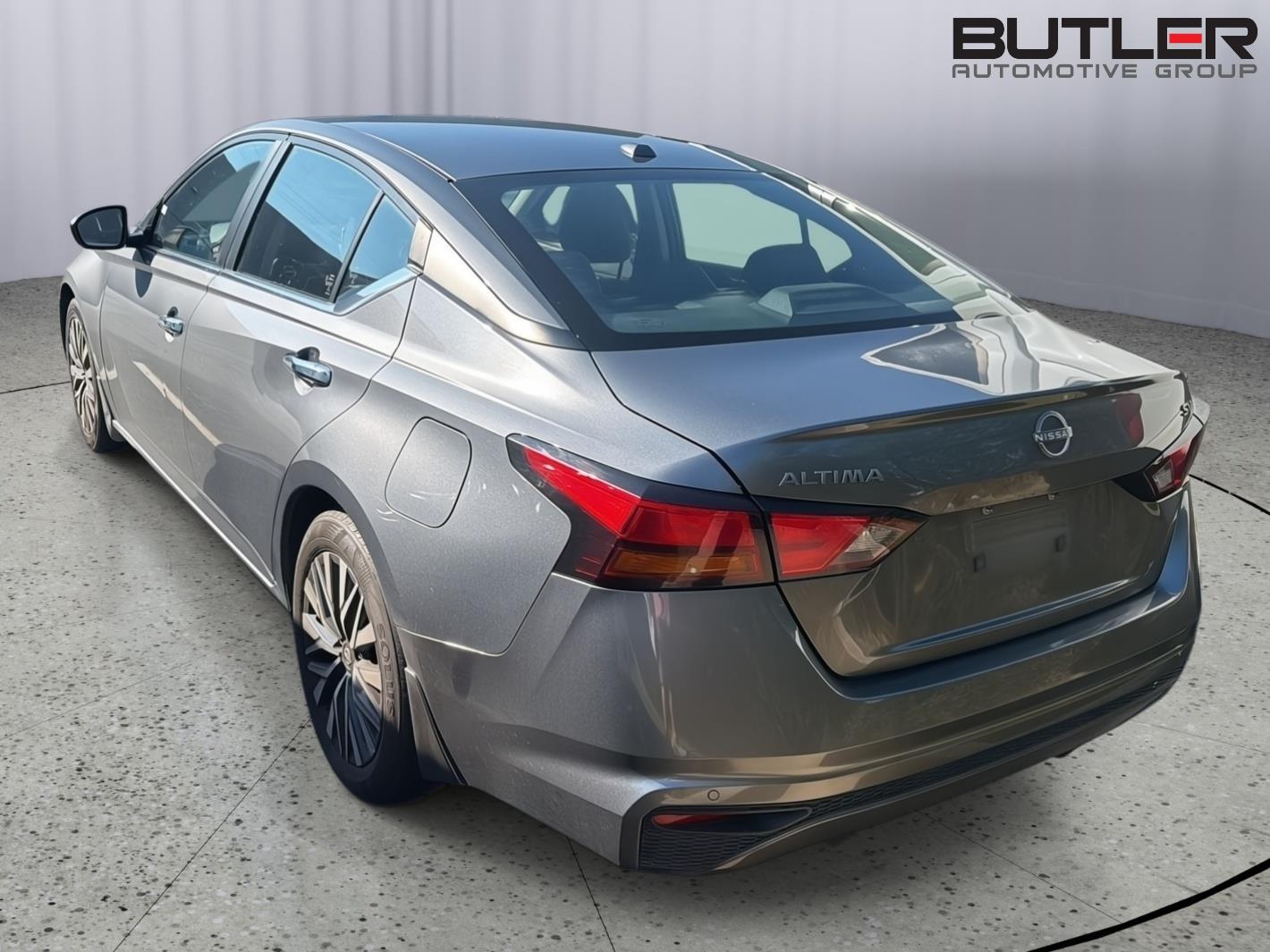 Used 2024 Nissan Altima Sedan