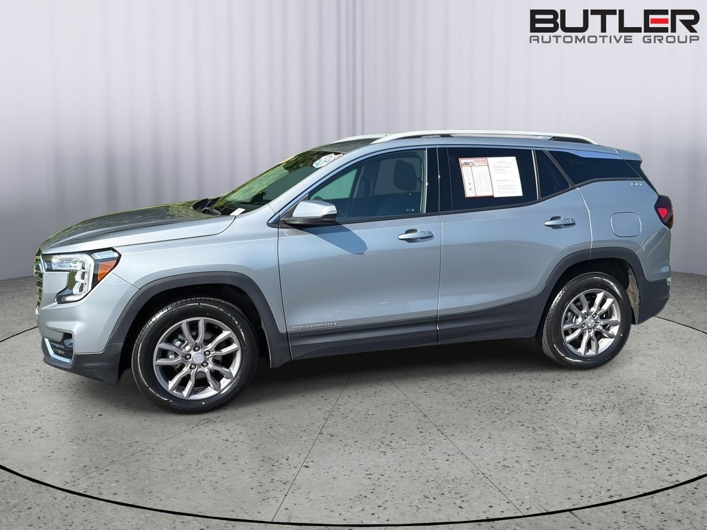 Used 2024 GMC Terrain SUV