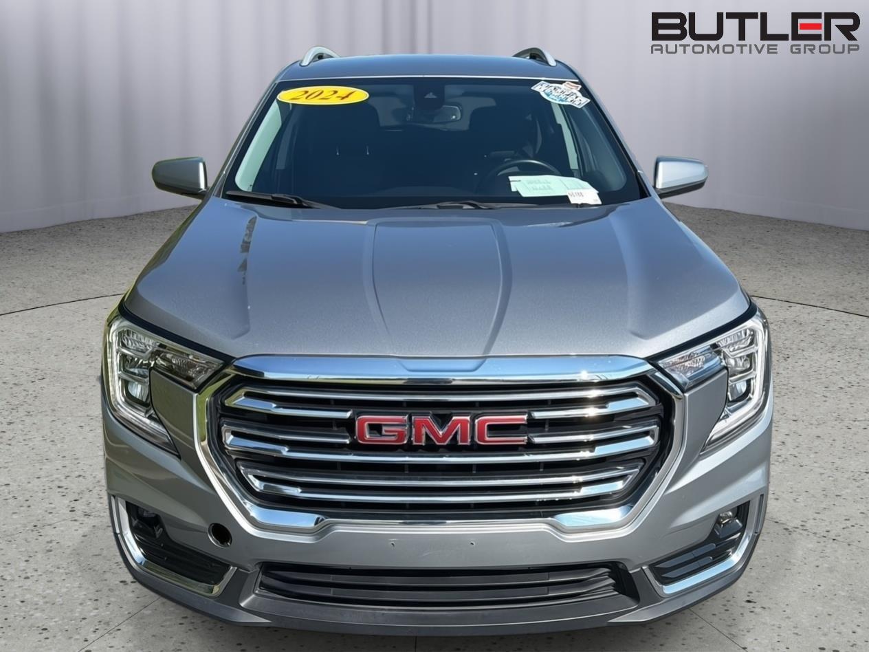 Used 2024 GMC Terrain SUV