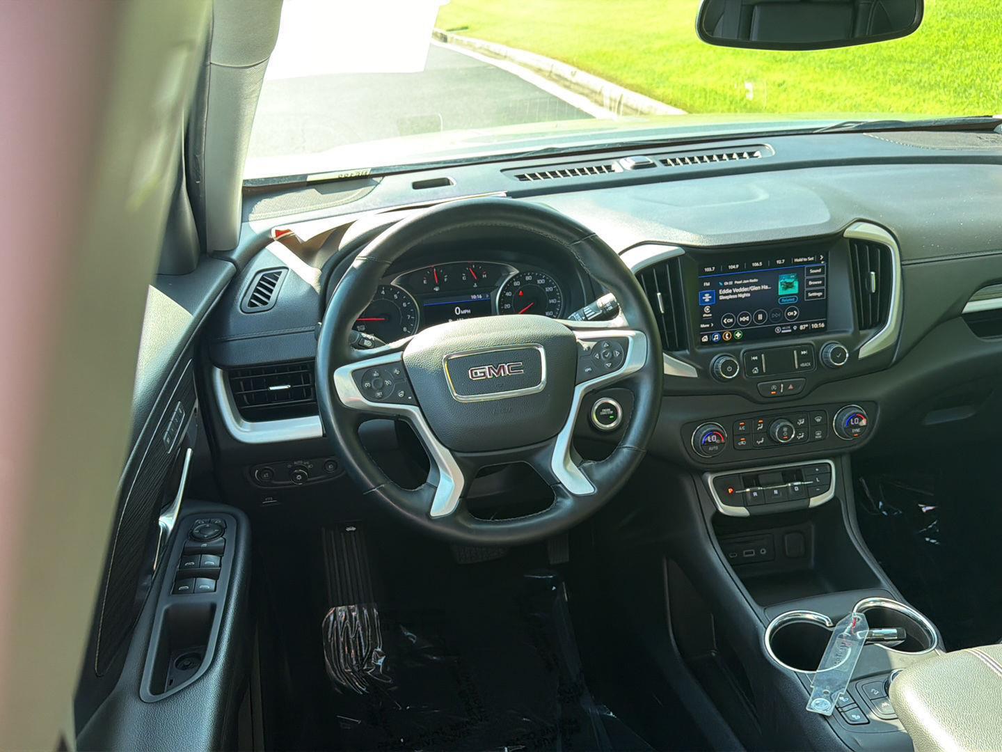 Used 2024 GMC Terrain SUV