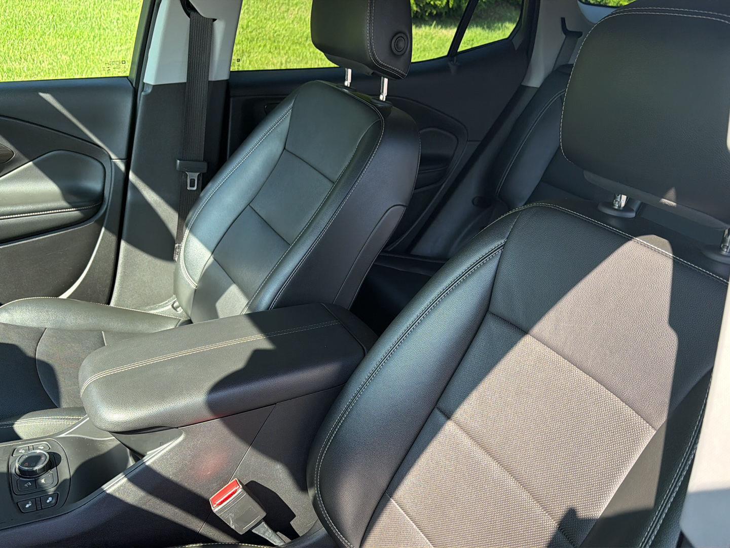 Used 2024 GMC Terrain SUV