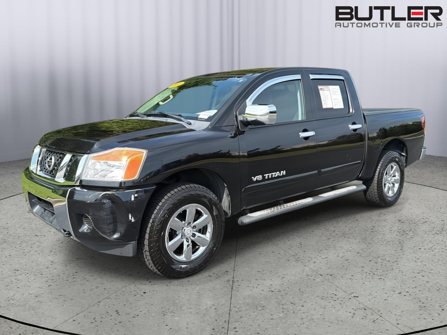 2013 Nissan Titan SV Crew Cab 4WD