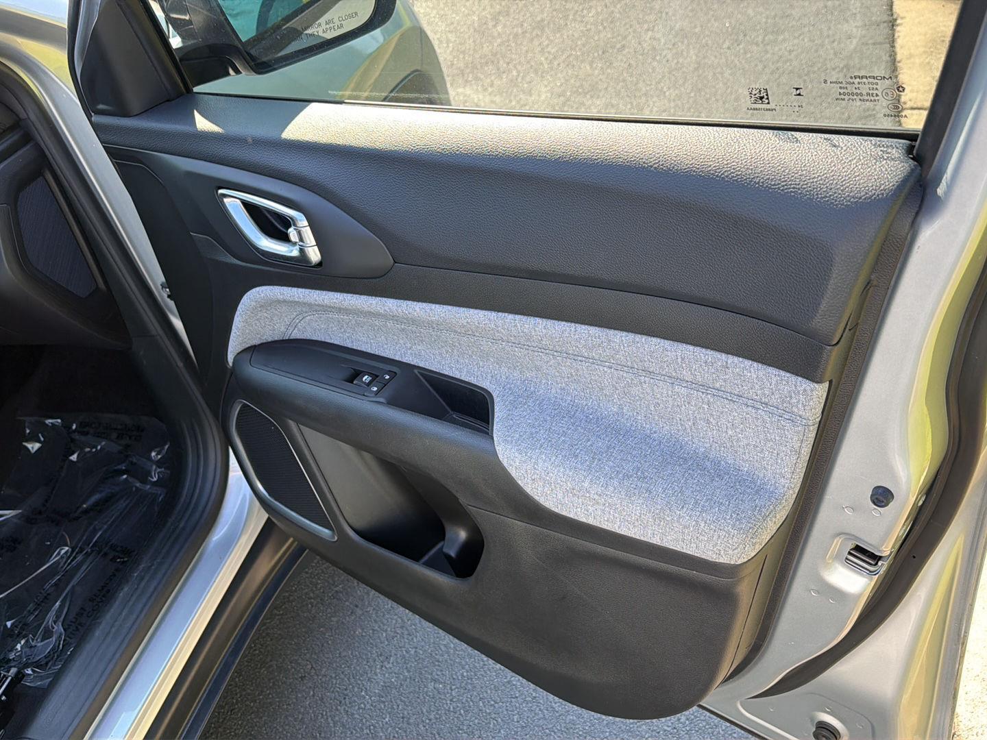 Used 2025 Jeep Compass SUV