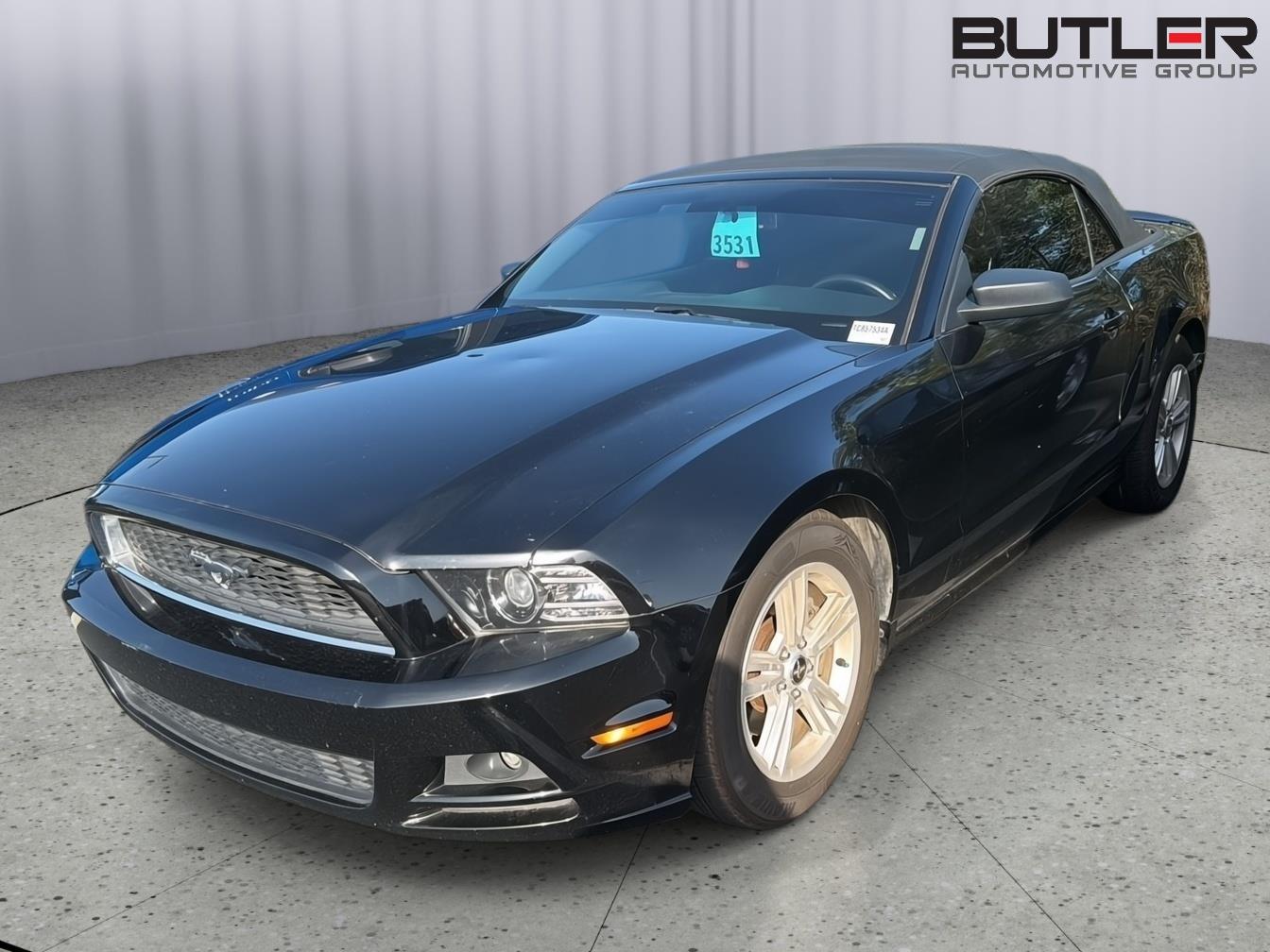 2014 Ford Mustang V6 Premium Convertible RWD