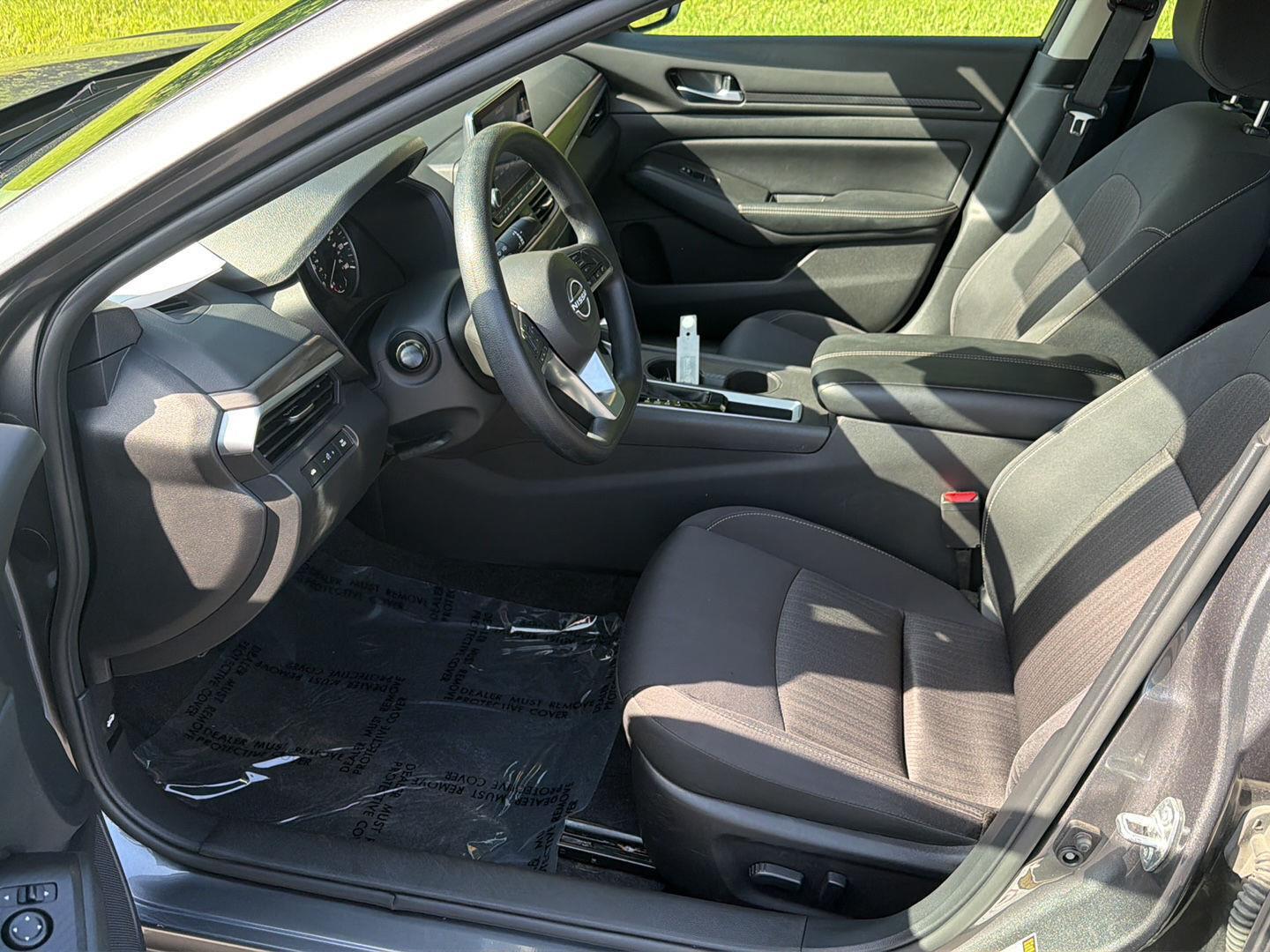Used 2025 Nissan Altima Sedan