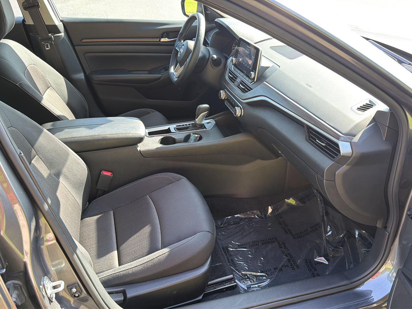 Used 2025 Nissan Altima Sedan