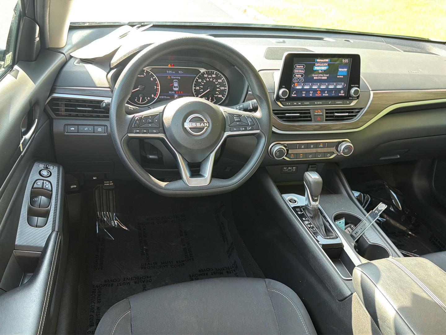 Used 2025 Nissan Altima Sedan