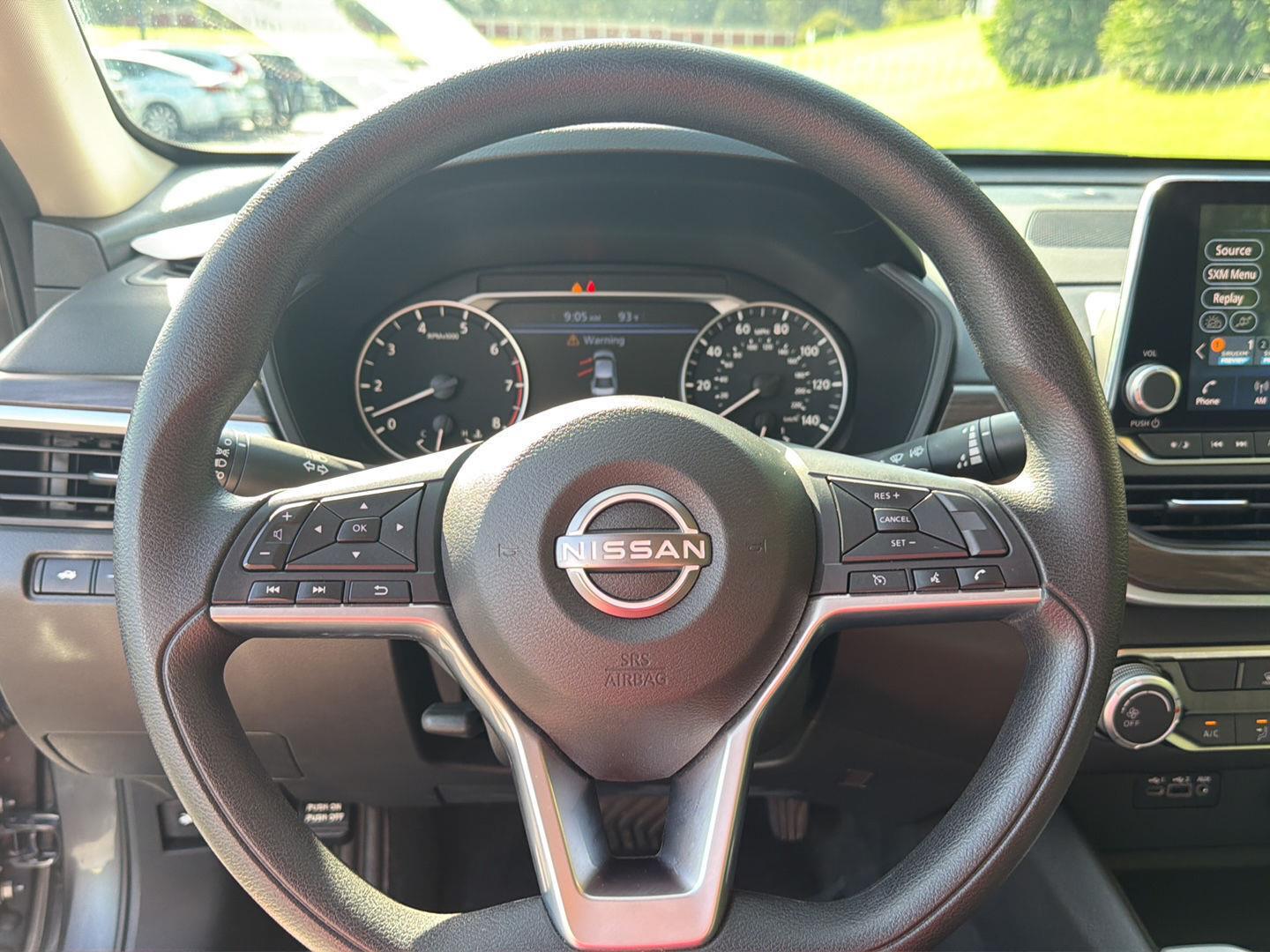 Used 2025 Nissan Altima Sedan