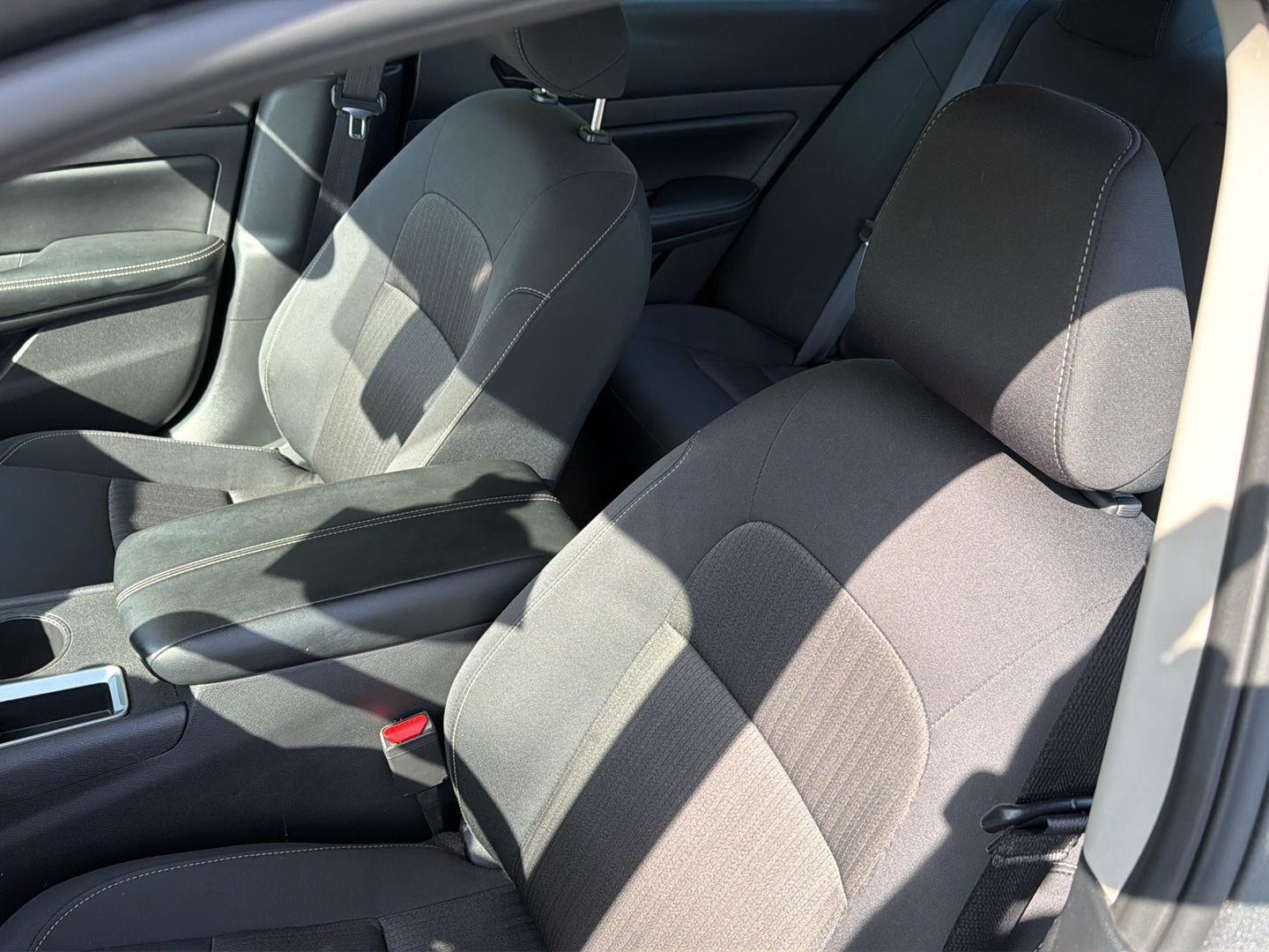 Used 2025 Nissan Altima Sedan