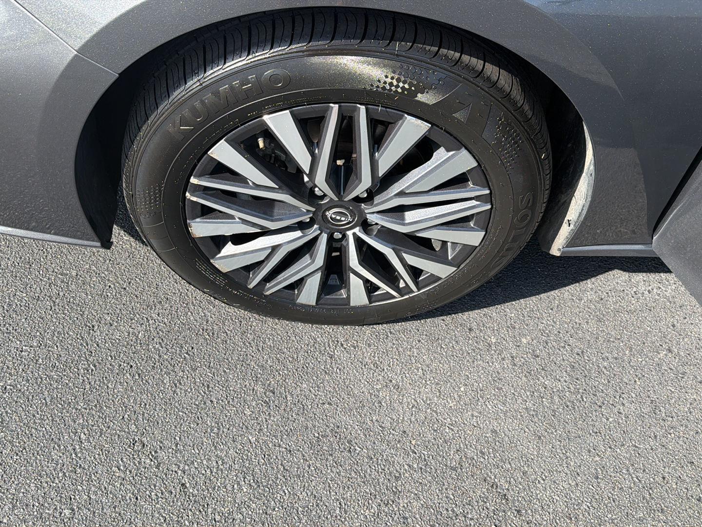 Used 2025 Nissan Altima Sedan