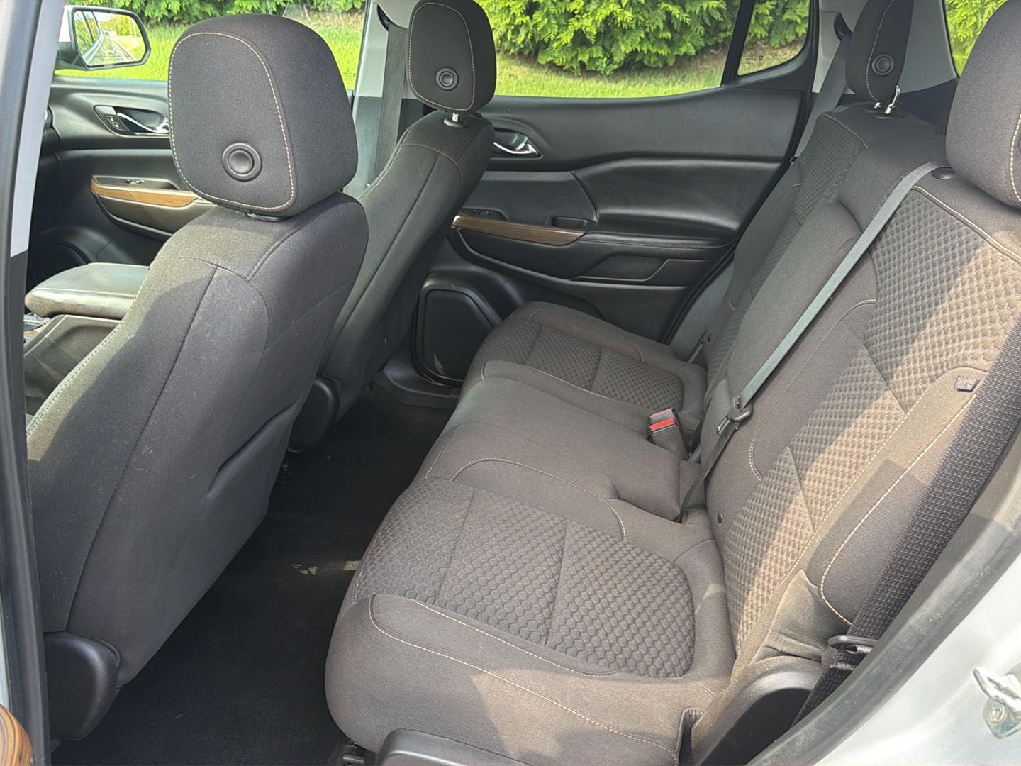 Used 2019 GMC Acadia Sedan
