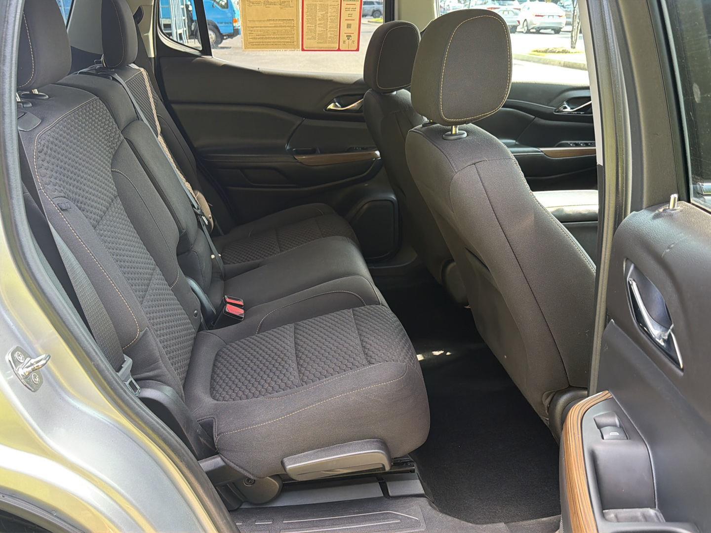 Used 2019 GMC Acadia Sedan