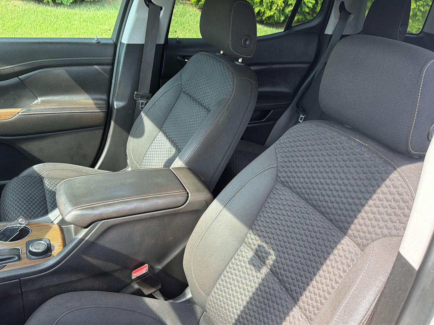 Used 2019 GMC Acadia Sedan