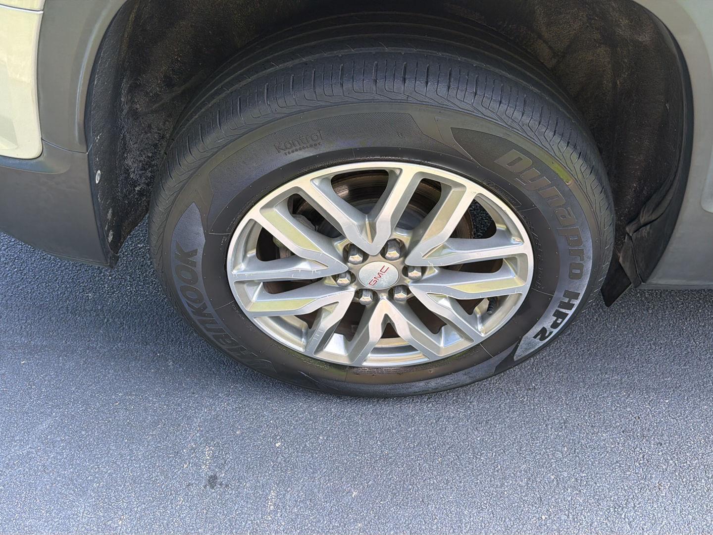 Used 2019 GMC Acadia Sedan