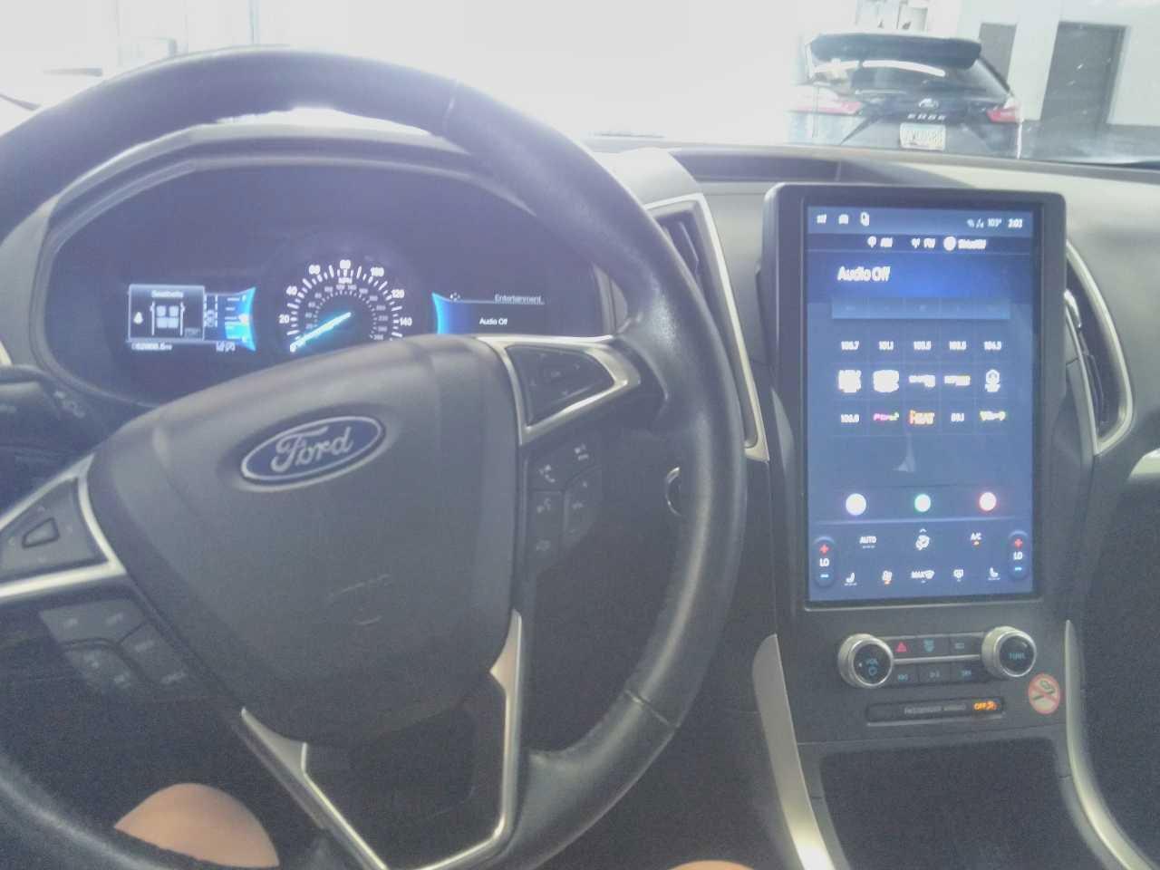 Used 2024 Ford Edge SUV