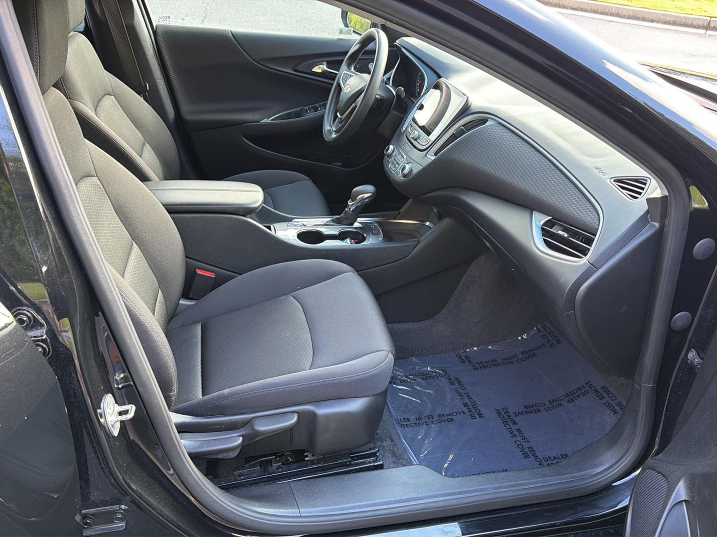 Used 2025 Chevrolet Malibu Sedan