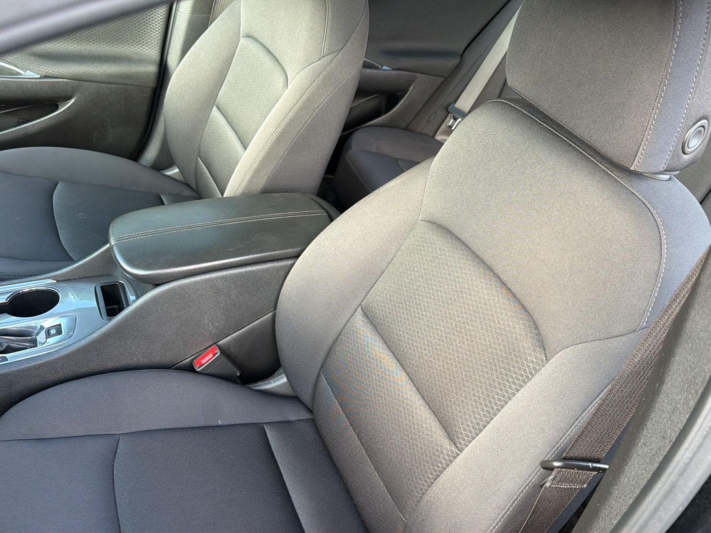 Used 2025 Chevrolet Malibu Sedan