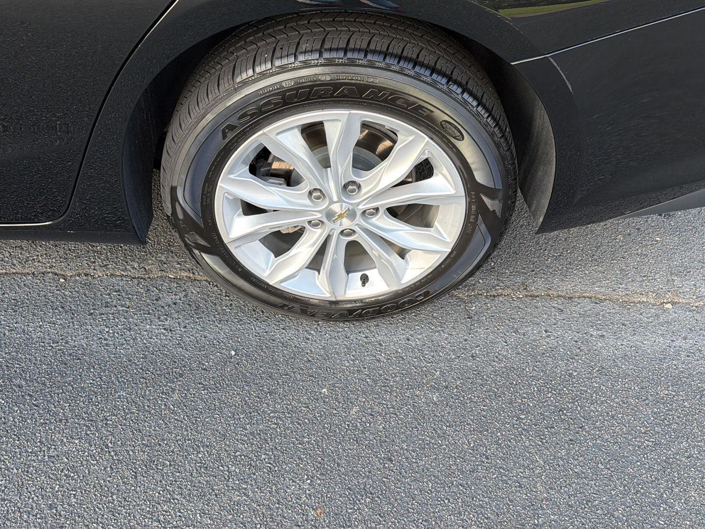 Used 2025 Chevrolet Malibu Sedan