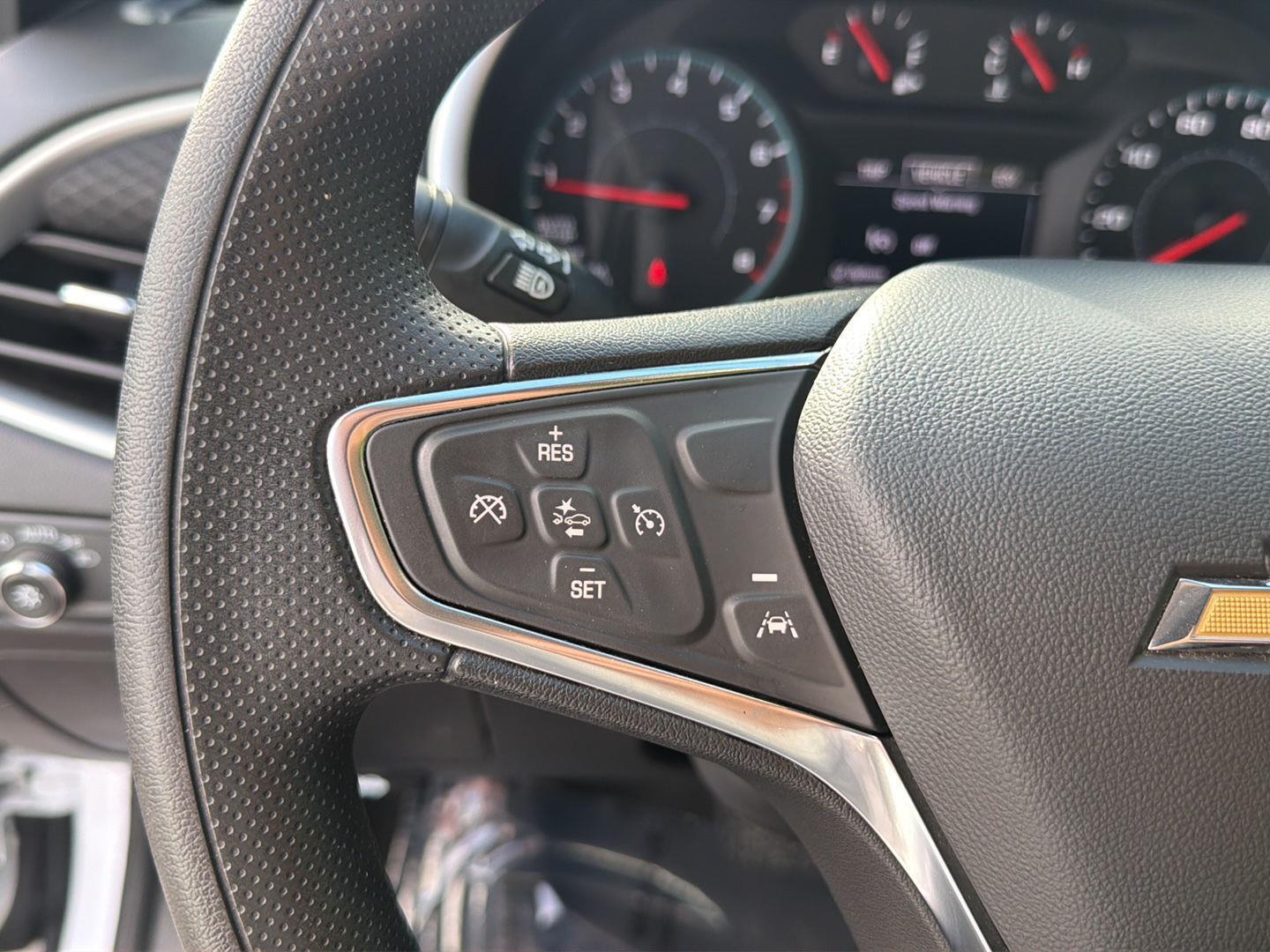 Used 2025 Chevrolet Malibu Sedan